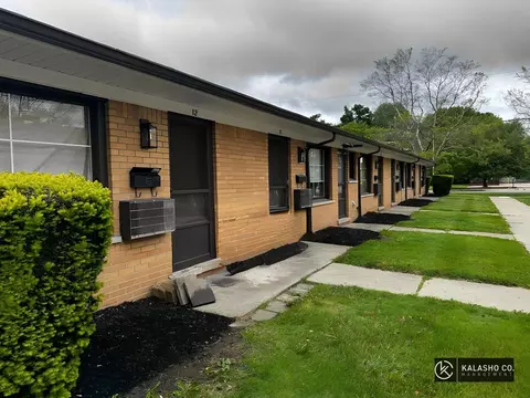 314 North Ave, Mount Clemens, MI 48043