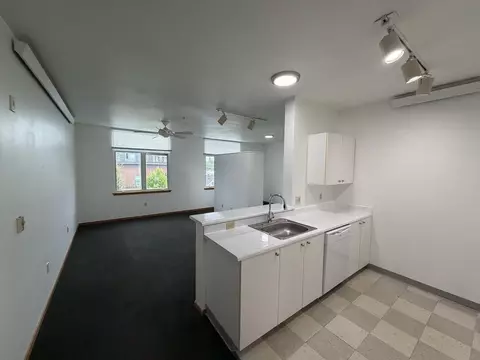 2034 NE 40th Ave, Portland, OR 97212