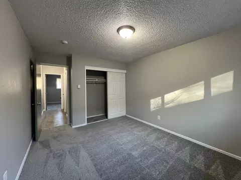 166 NE 162nd Ave, Portland, OR 97230