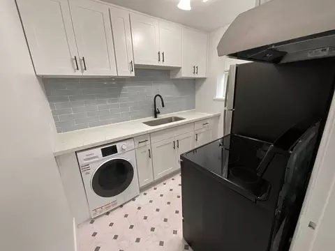 702 2nd Ave W, Seattle, WA 98119 photo 20