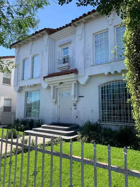 3015 Virginia Rd, Los Angeles, CA 90016