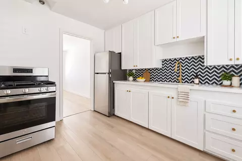 717 E Medio St, Long Beach, CA 90802