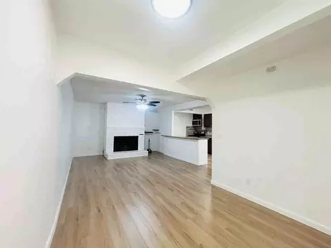 7358 Balcom Ave, Reseda, CA 91335