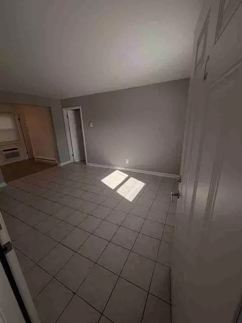 Conway Ave, Charlotte, NC 28209