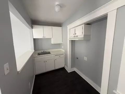 1128 Raymond Ave, Long Beach, CA 90804