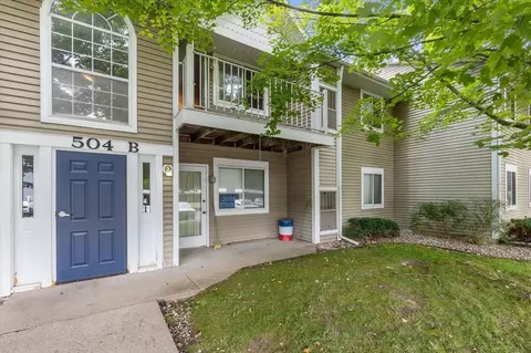504 W Jefferson St, Augusta, MI 49012