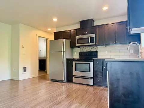 3651 SE Francis St, Portland, OR 97202