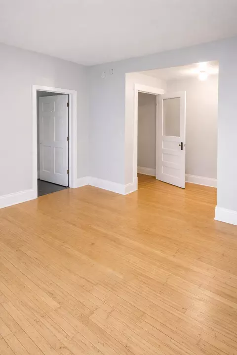 808 University Ave SE, Minneapolis, MN 55414