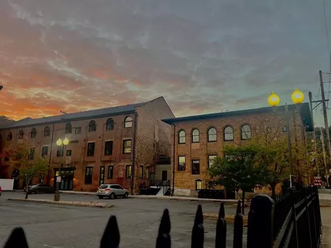 905 Bingham St, Pittsburgh, PA 15203
