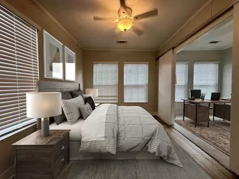 1506 Hurley Ave, Fort Worth, TX 76104