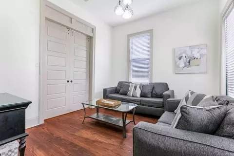 2209 Louisiana Ave, New Orleans, LA 70115