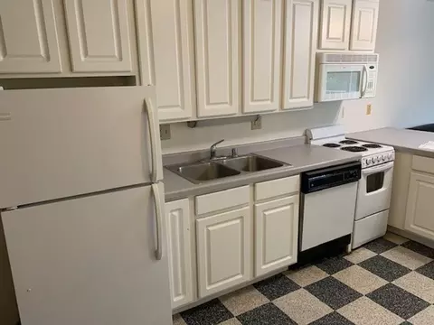 626 The Roundhouse, Madison, WI 53703