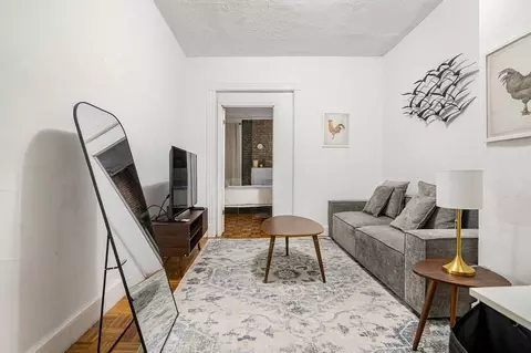235 E 89th St, New York, NY 10128