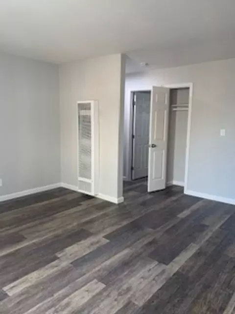 320 Harris Rd, Hayward, CA 94544