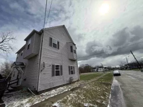 1421 Long Ave, Lorain, OH 44052