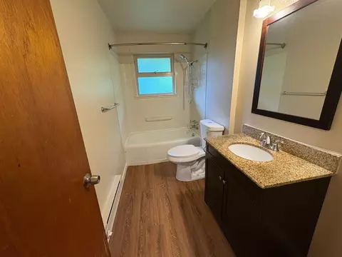 7216 California Ave SW, Seattle, WA 98136
