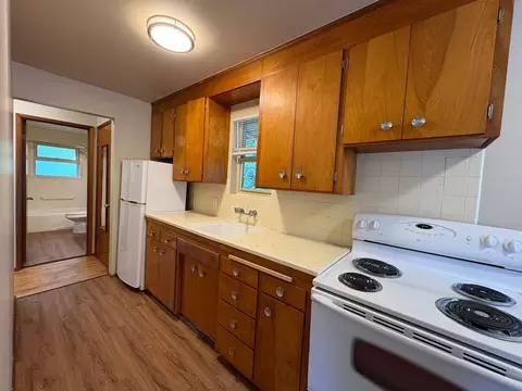 7216 California Ave SW, Seattle, WA 98136
