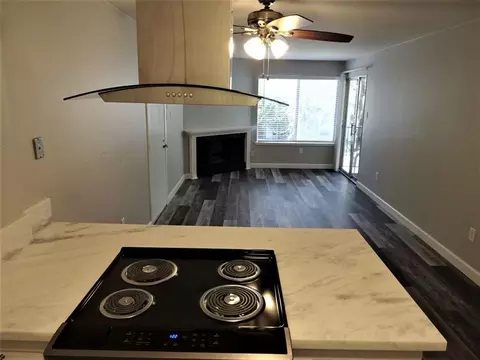 2300 G St, Sacramento, CA 95816