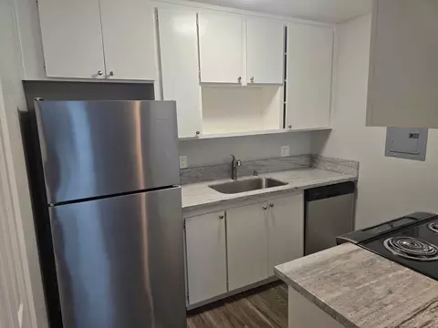 2300 G St, Sacramento, CA 95816