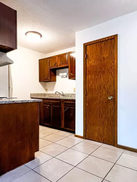 2804 Euclid Ave, Anoka, MN 55303