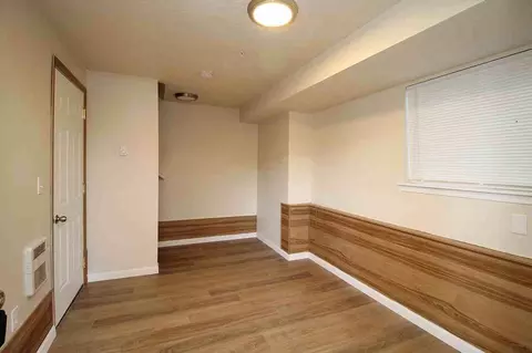 17 SE 127th Ave, Portland, OR 97233