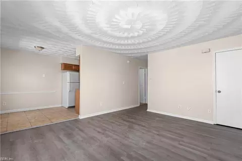 201 W 34th St, Norfolk, VA 23504