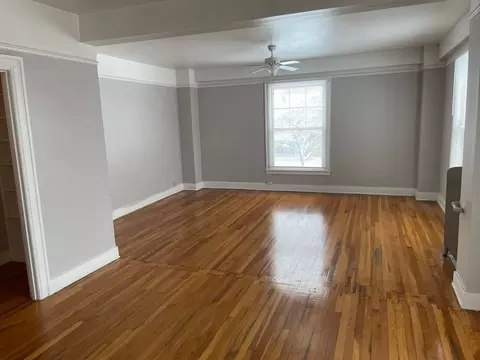 547 Cherry St SE, Grand Rapids, MI 49503
