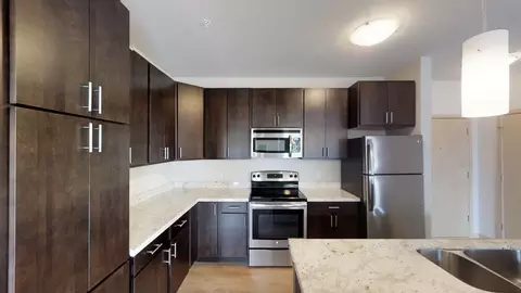 902 Drake St, Madison, WI 53715