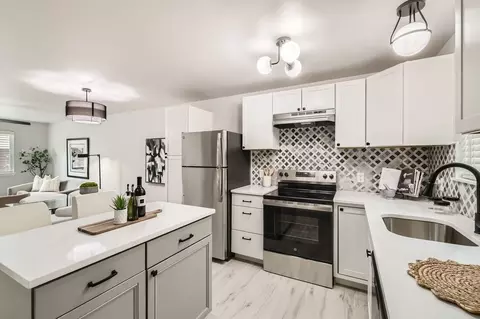 6707 196th St SW, Lynnwood, WA 98036