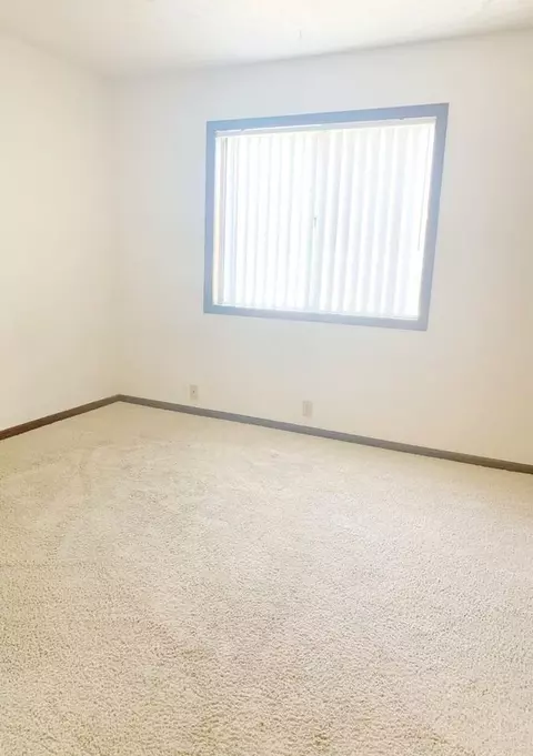 4740 S 83rd St, Omaha, NE 68127 photo 41