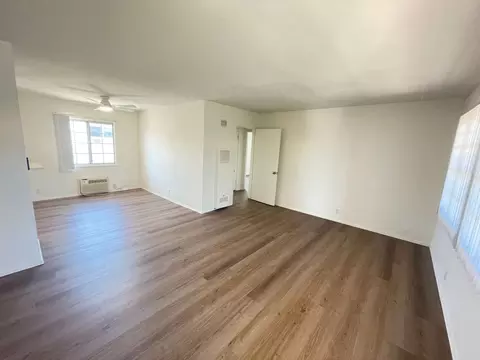 4706 Kester Ave, Sherman Oaks, CA 91403