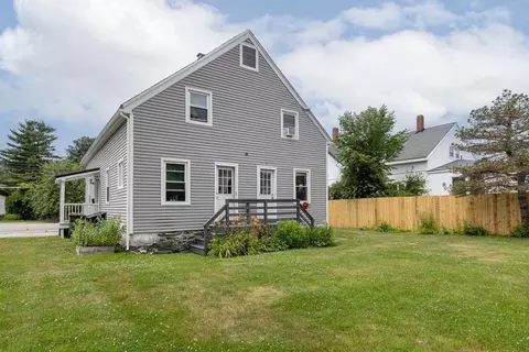 140 142 Sawyer St, South Portland, ME 04106