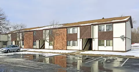 2105 Fruit St, Algonac, MI 48001 photo 2