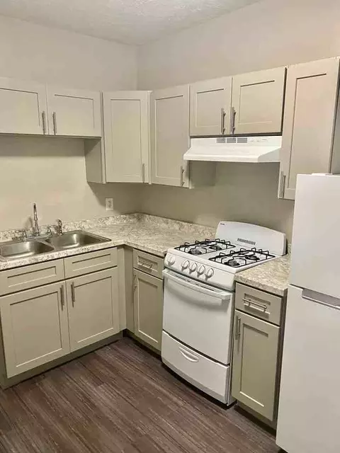 472 Park Ave, Rochester, NY 14607
