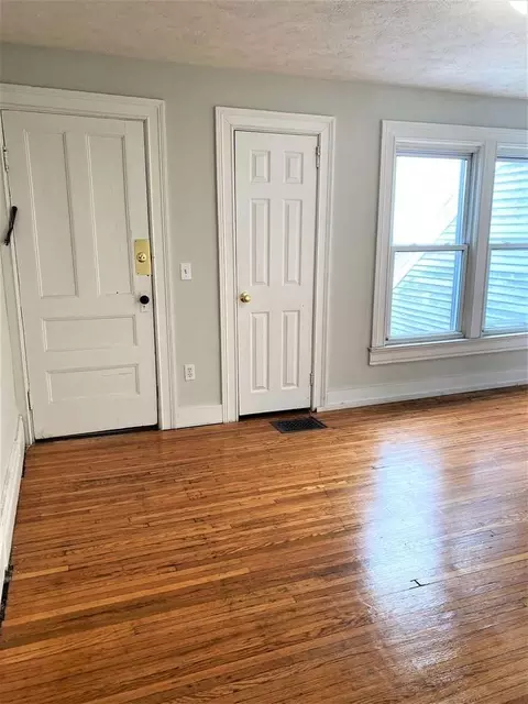 472 Park Ave, Rochester, NY 14607 photo 18