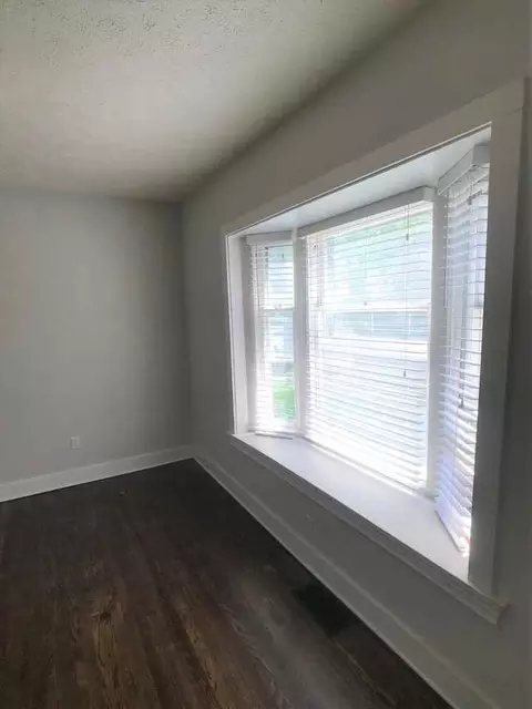 472 Park Ave, Rochester, NY 14607 photo 7