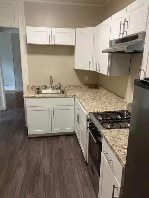 472 Park Ave, Rochester, NY 14607 photo 9