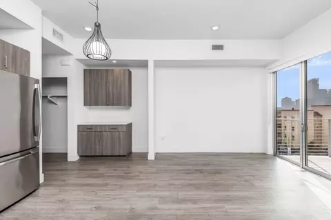 1331 W 7th St, Los Angeles, CA 90017