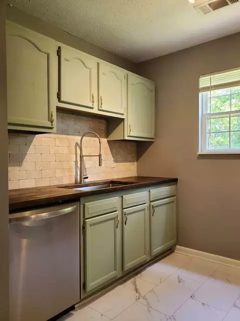 1610 Main St, Murray, KY 42071