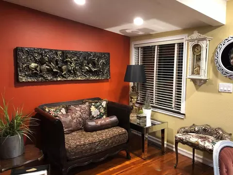 224 Pontius Ave N, Seattle, WA 98109