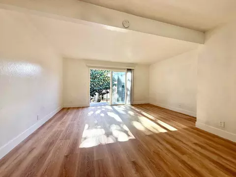 3680 3681 Cape Cod Ct, San Jose, CA 95117 photo 8