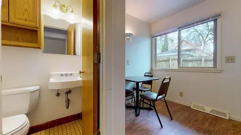 816 E Gorham St, Madison, WI 53703 photo 9