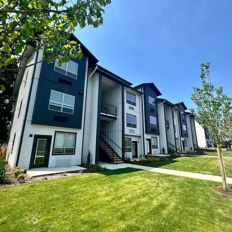 1405 NE 88th St, Hazel Dell, WA 98665