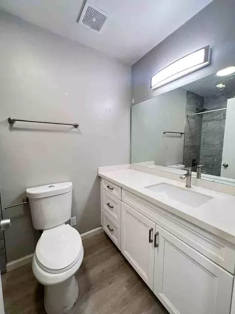 1727 Chalcedony St, San Diego, CA 92109 photo 6