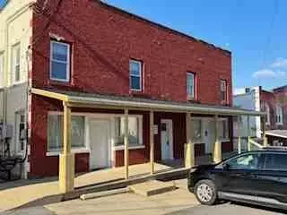 142 Broadway St, Brandenburg, KY 40108