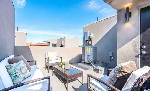 8748 Reading Ave, Los Angeles, CA 90045