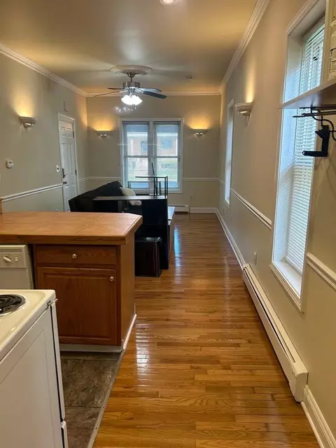 124 College Pl, Ypsilanti, MI 48197