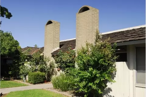 7051 Bowling Dr, Sacramento, CA 95823