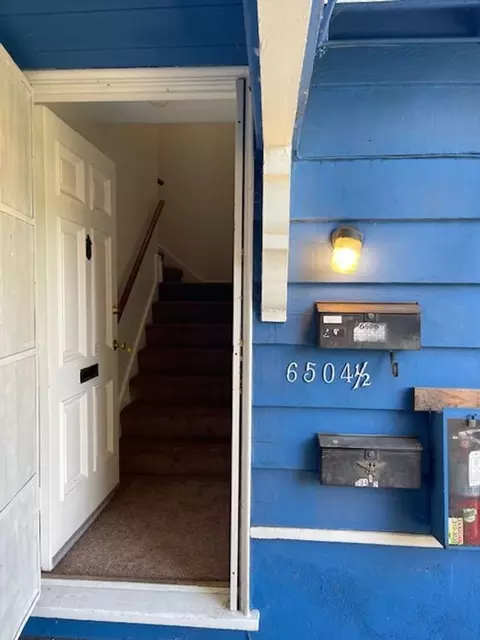 6504 Hazeltine Ave, Los Angeles, CA 91401