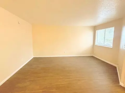 509 Vancouver Rd SE, Rio Rancho, NM 87124